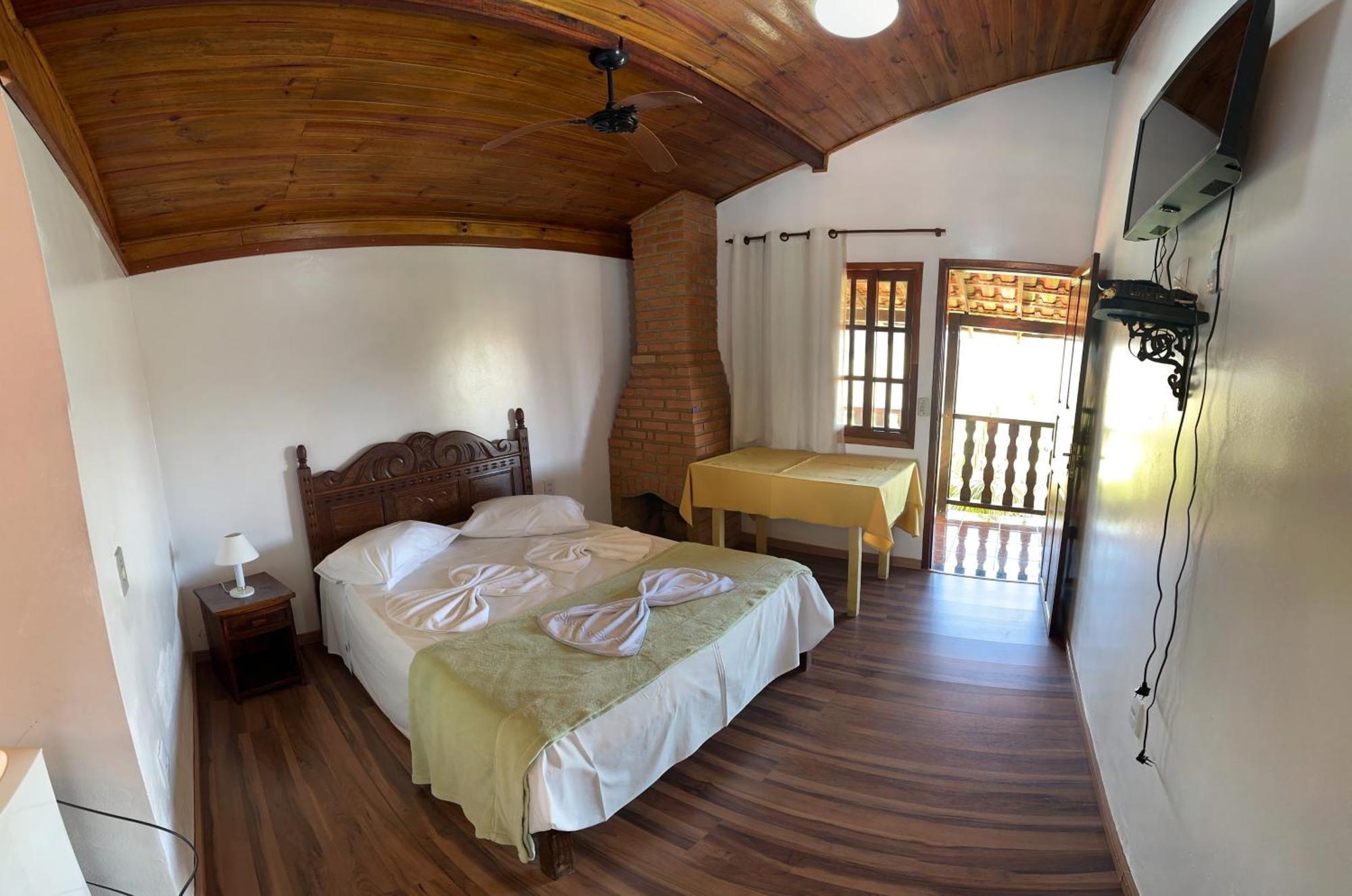 Conceição da Ibitipoca Hotel Alpha Ville Chales מראה חיצוני תמונה