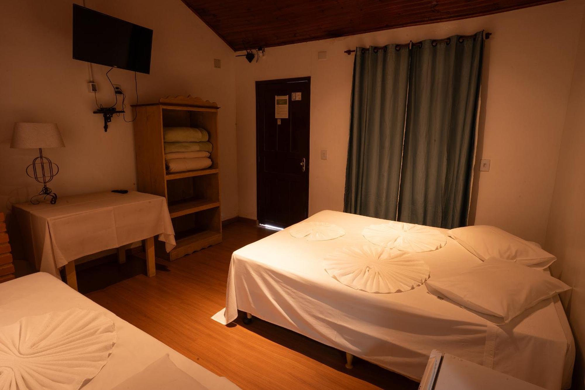 Conceição da Ibitipoca Hotel Alpha Ville Chales מראה חיצוני תמונה